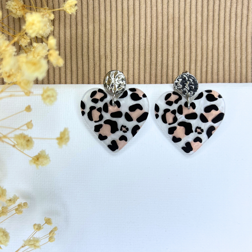 Boucles d'oreilles coeur léopard blanc
