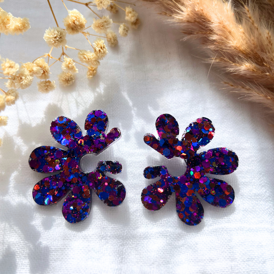 Boucles d'oreilles fleur en résine et paillettes pour femme, tendance, personnalisable avec + de 70 couleurs