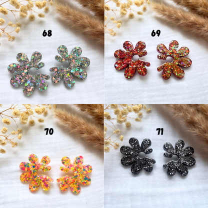 Boucles d'oreilles fleur en résine et paillettes pour femme, tendance, personnalisable avec + de 70 couleurs